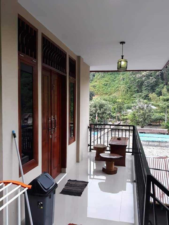 Bukit Lawang Hotel Luaran gambar
